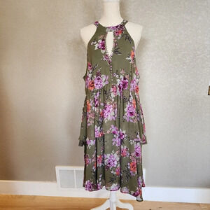Torrid chiffon floral ruffled dress size 2
